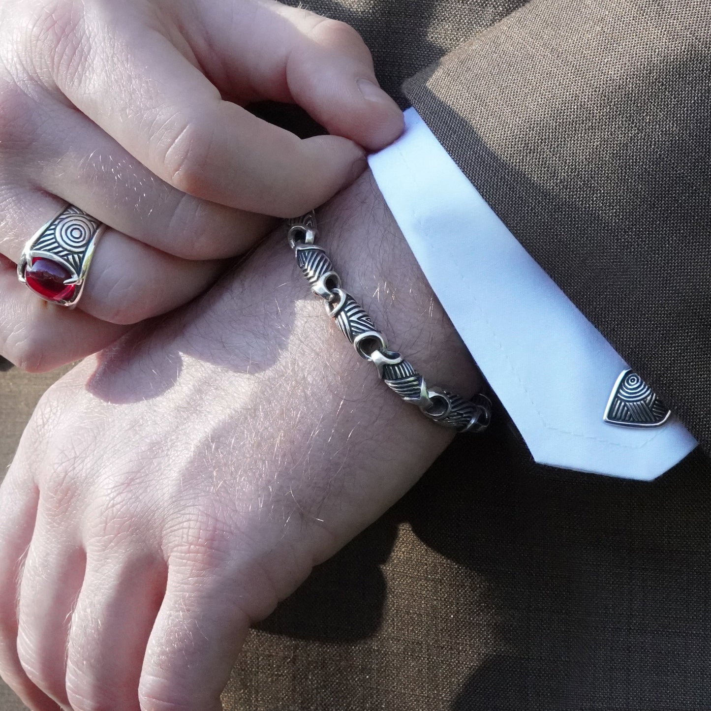 Rexeth - Shield Cufflinks