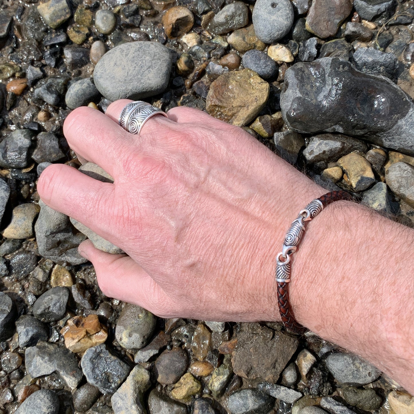 Spartan - Scroll link bracelet with leather braid
