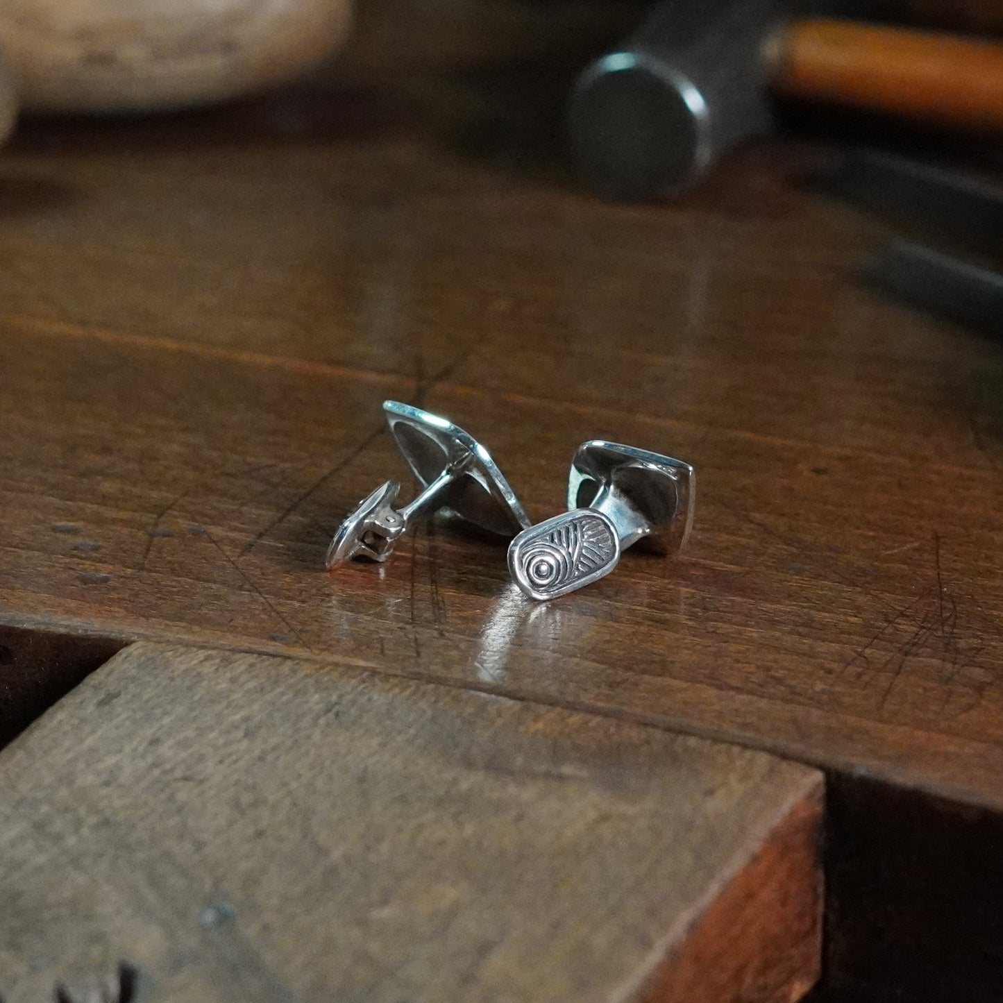 Rexeth - Shield Cufflinks