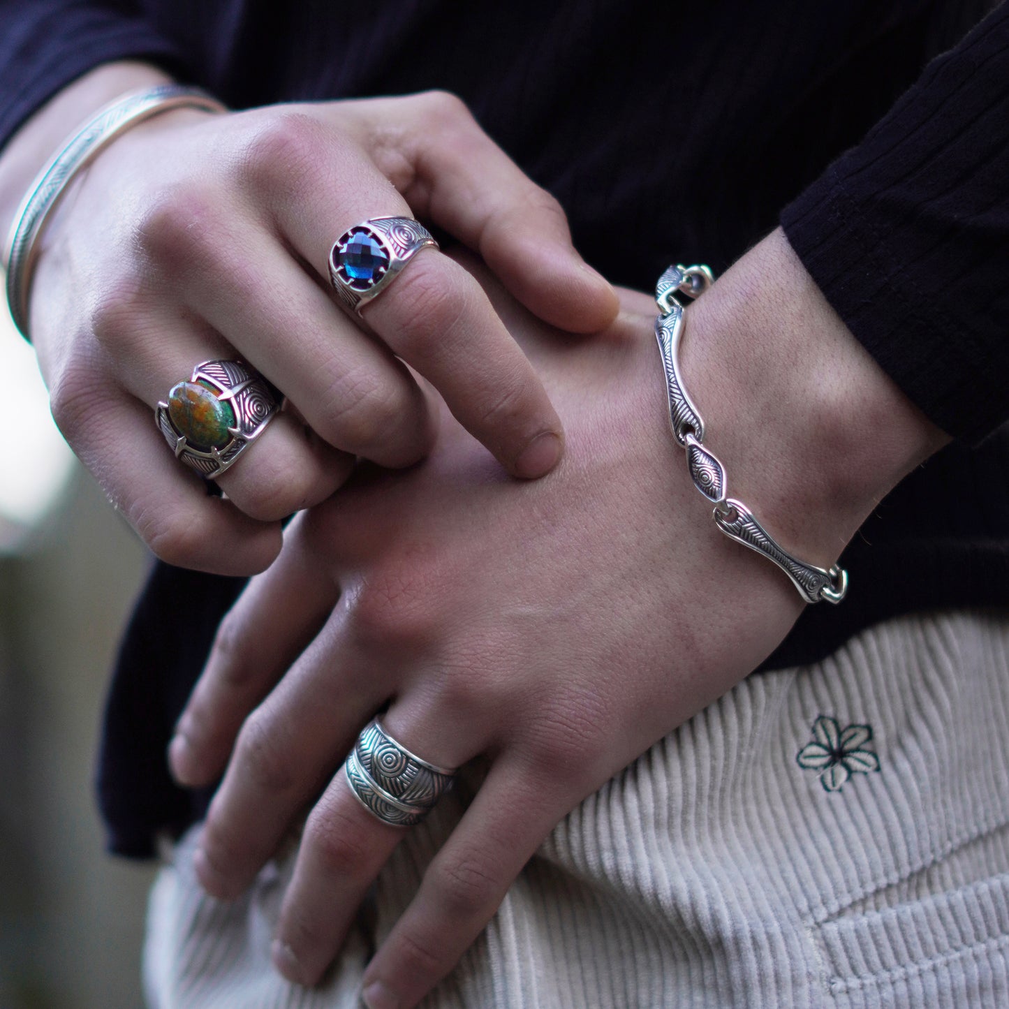 Mobeus Ring - set with Blue Topaz
