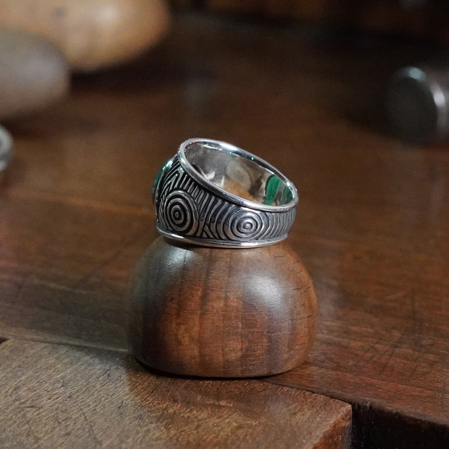 Aurora Ring - set with Malachite