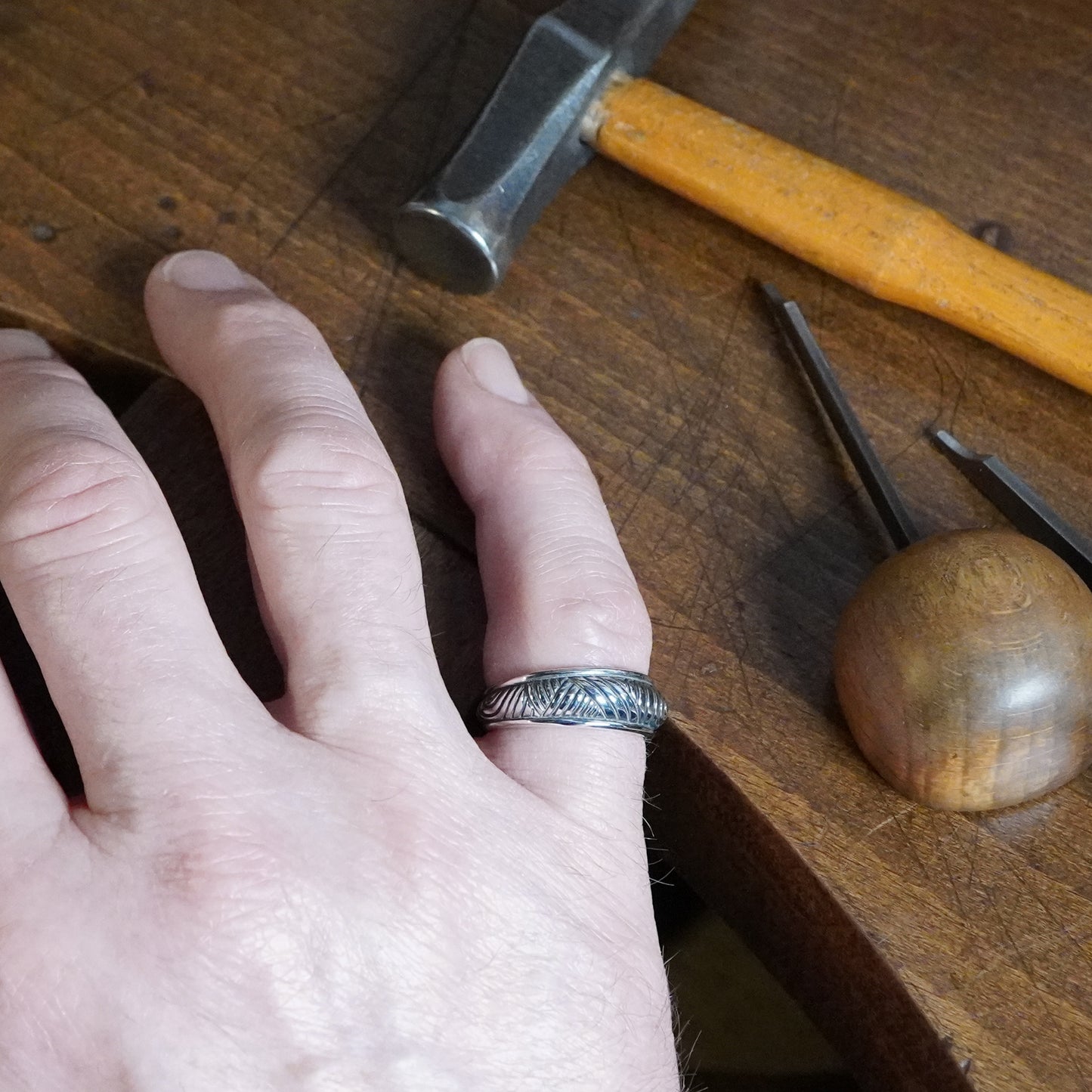 Rolo Ring - Narrow rounded tapering band