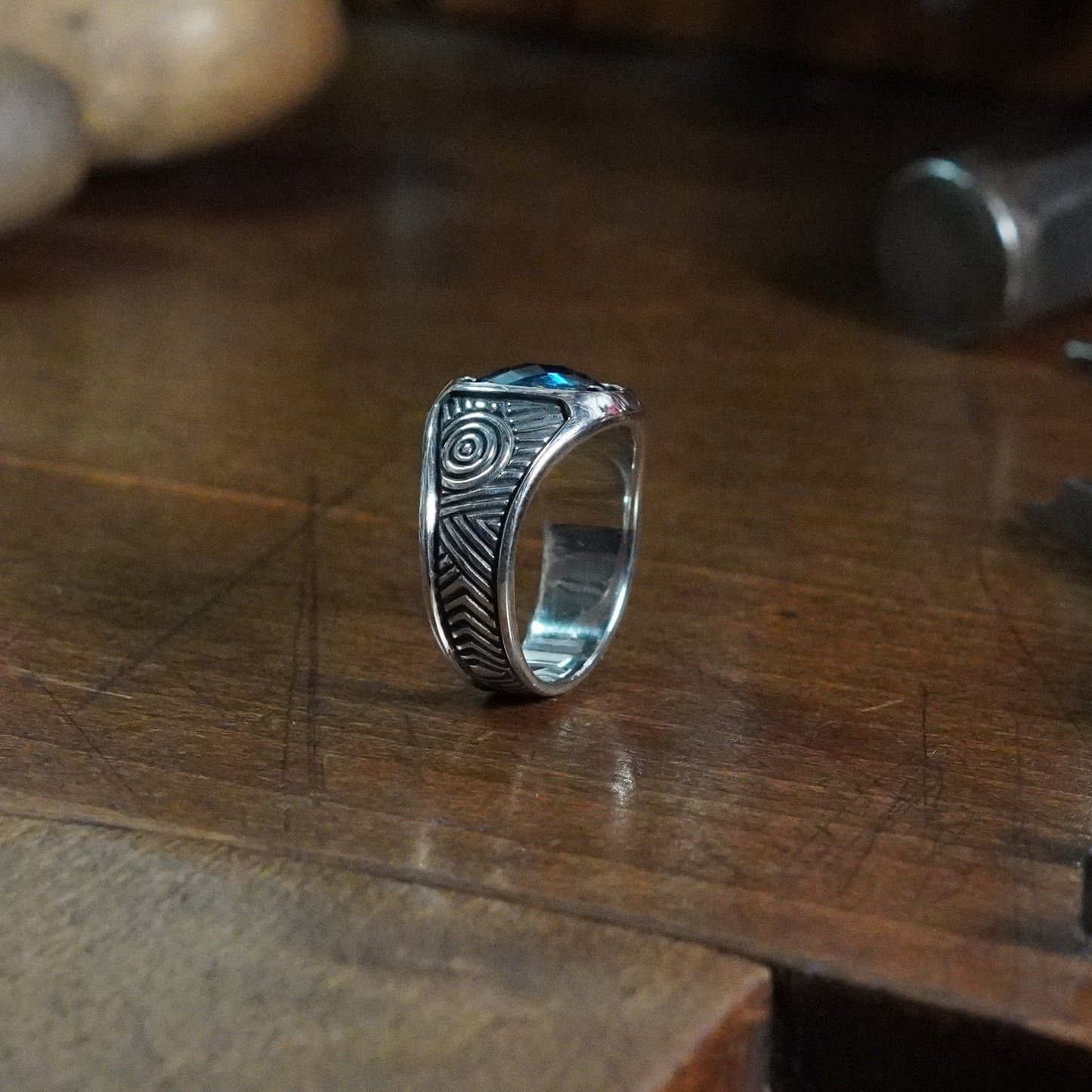 Mobeus Ring - set with Blue Topaz