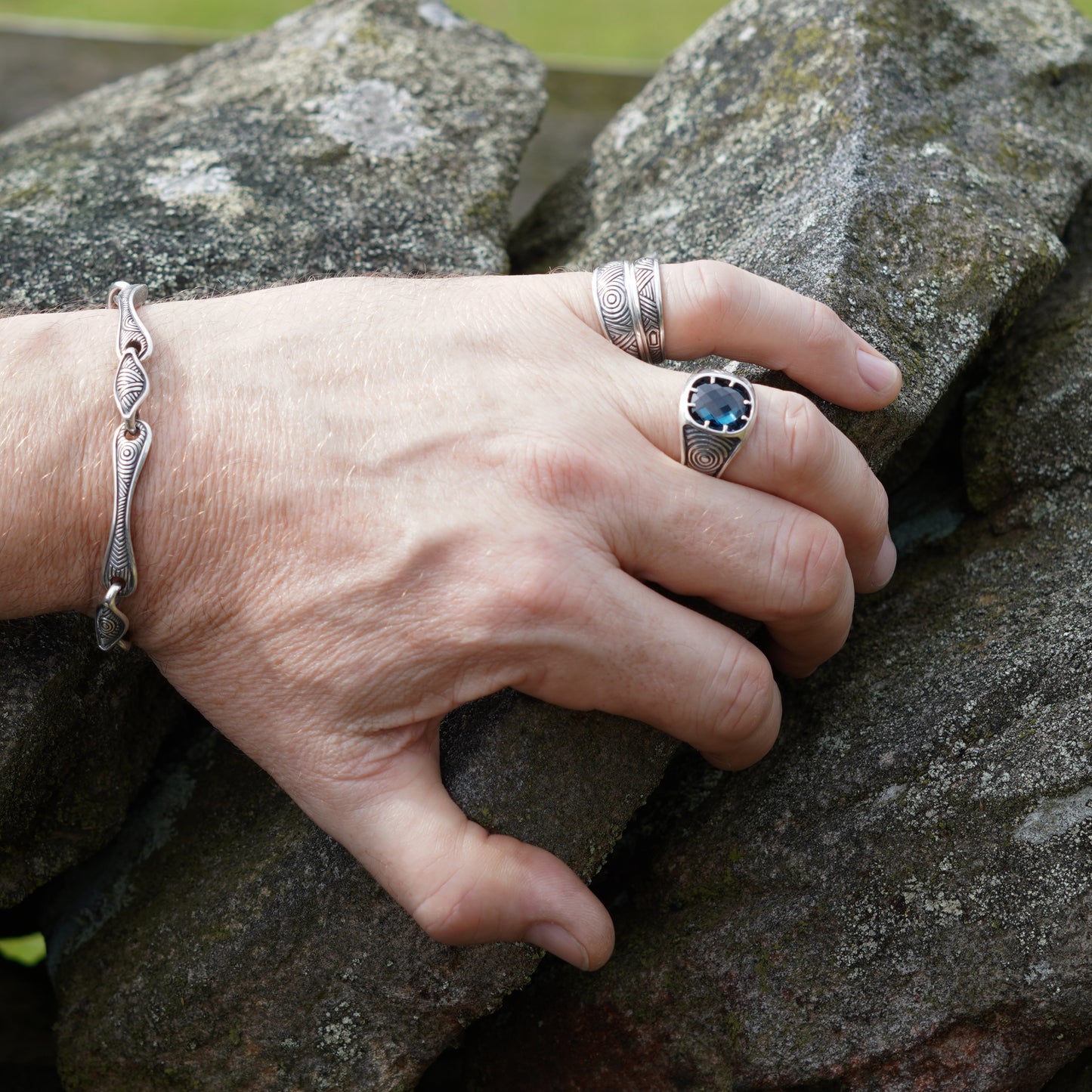 Mobeus Ring - set with Blue Topaz